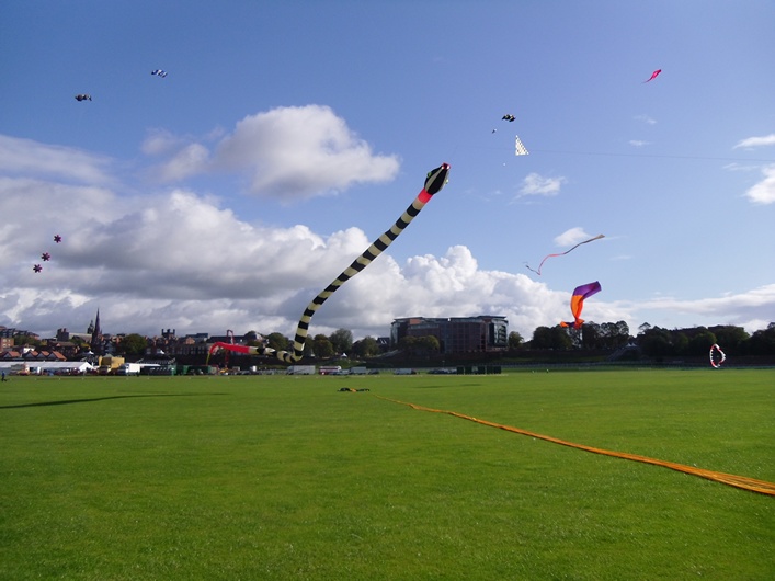 Chester Kite Festival - 17-18 September 2011 - 11che17img005.jpg