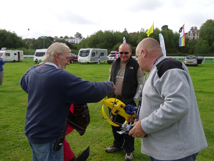 Chester Kite Festival - 17-18 September 2011 - 11che18img017.jpg