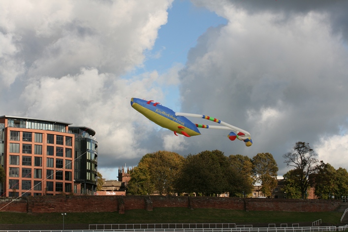 Chester Kite Festival - 17-18 September 2011 - 11che18img073.jpg