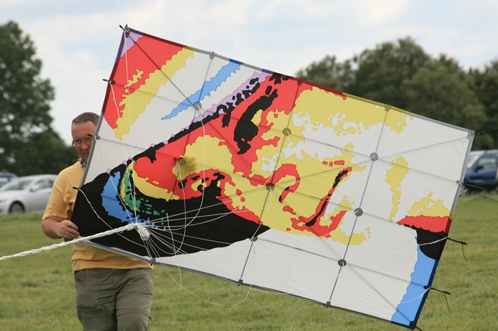 Malmesbury Kite Festival, 23-24 July, 2011 - 11mal24img043.jpg