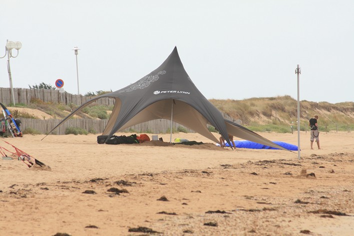 Notre Dame Kite Festival, France, 7-10 July 2011 - 11not08img131.jpg