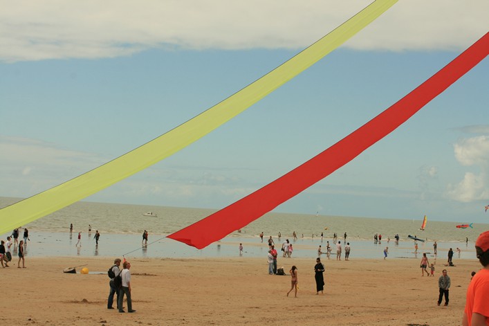 Notre Dame Kite Festival, France, 7-10 July 2011 - 11not09img176.jpg